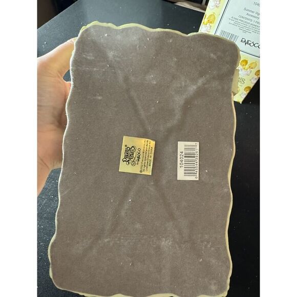 Precious Moments 104024 2002 Summer‎ Vignette Accessory - Picture 6 of 8